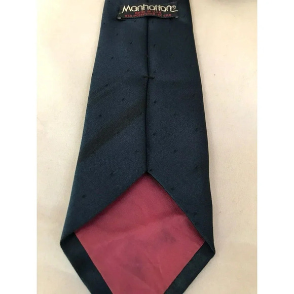 VTG Manhattan Made in USA Blue Black Dots Men's Classic Neck Tie - Picture 4 of 4